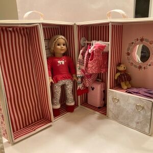 Doll trunk